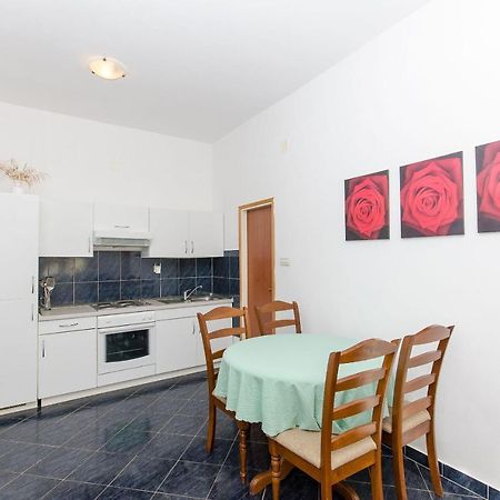 Apartments Ivanka Βις Εξωτερικό φωτογραφία