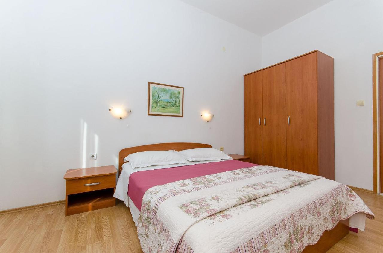 Apartments Ivanka Βις Εξωτερικό φωτογραφία
