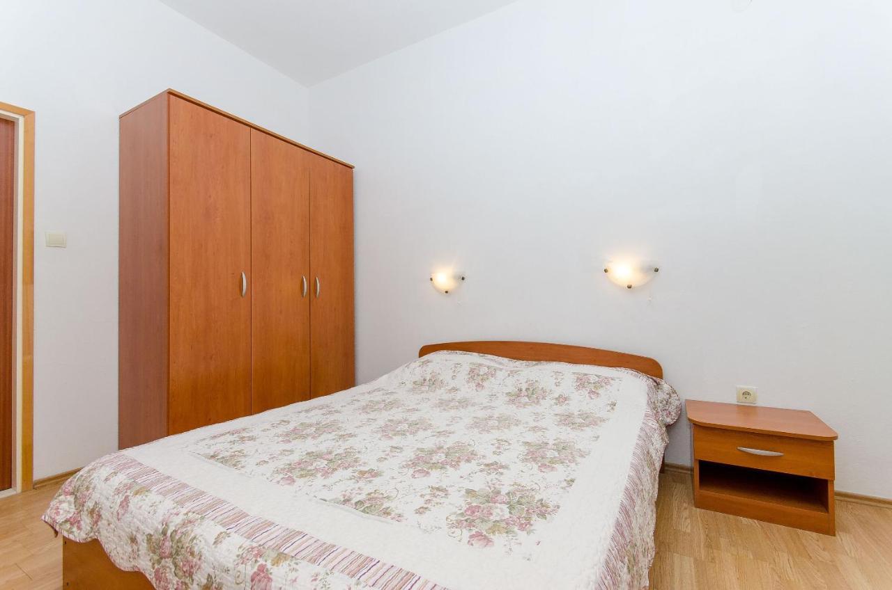 Apartments Ivanka Βις Εξωτερικό φωτογραφία