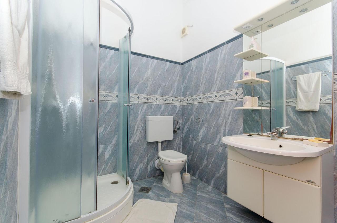 Apartments Ivanka Βις Εξωτερικό φωτογραφία