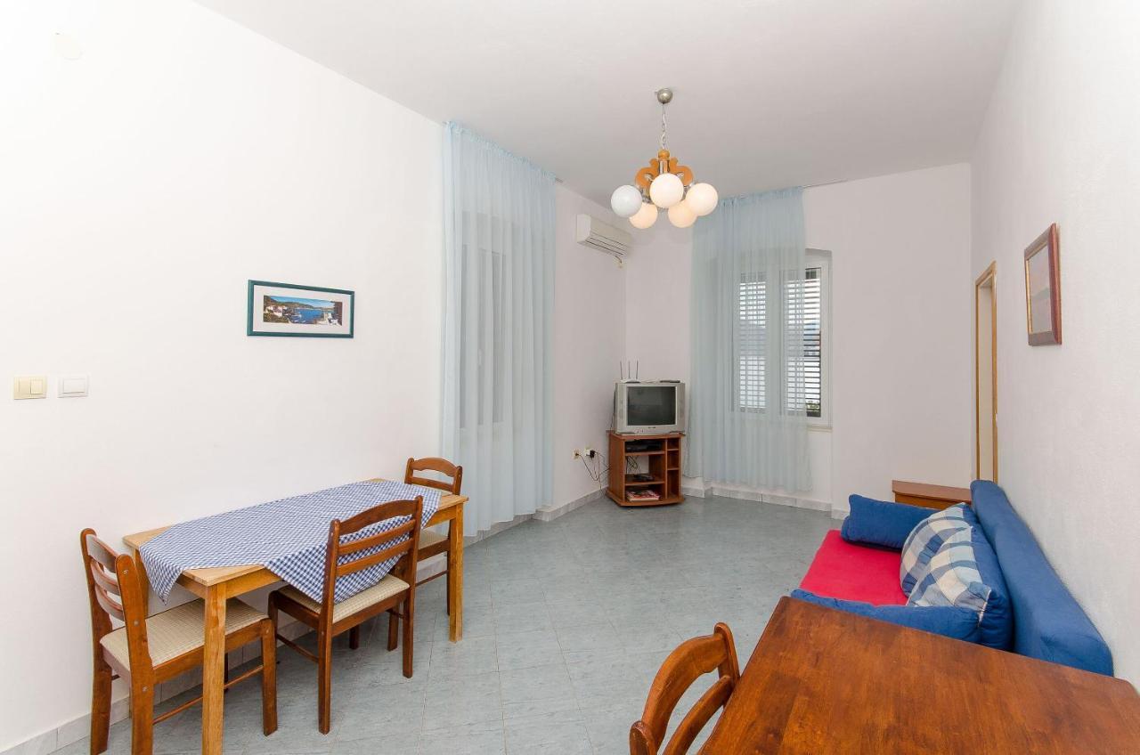 Apartments Ivanka Βις Εξωτερικό φωτογραφία